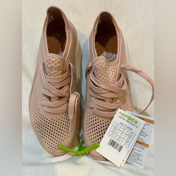 Woman’s Pink Crocs - Picture 4 of 5